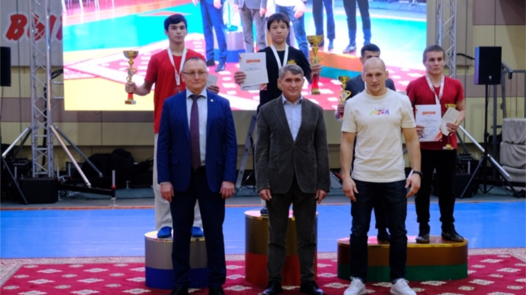 Чемпионат города Чебоксары по национальной борьбе керешу
