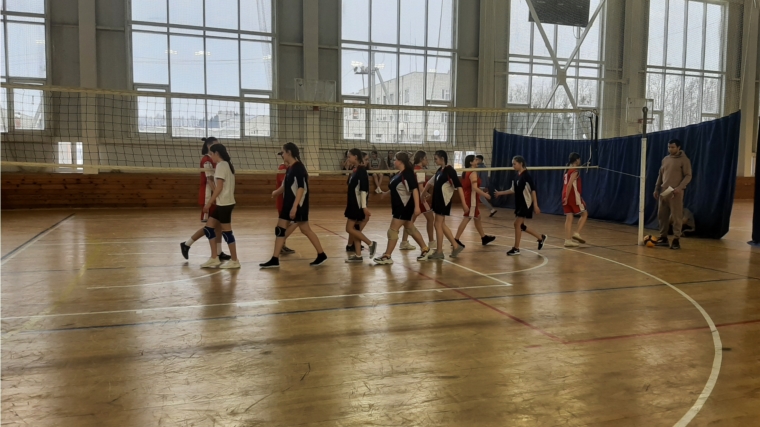 27 января 2023 года прошло первенство Мариинско-Посадского муниципального округа Чувашской Республики по волейболу среди юношей и девушек образовательных учреждений 2005 г.р. и моложе